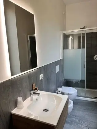 Üç Kişilik Oda