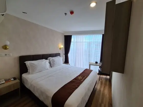 Superior Tek Büyük veya İki Ayrı Yataklı Oda