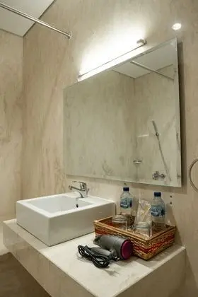 Superior Tek Büyük veya İki Ayrı Yataklı Oda