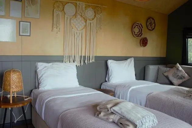 Junior Tiny House, Göl Manzaralı, Verandalı