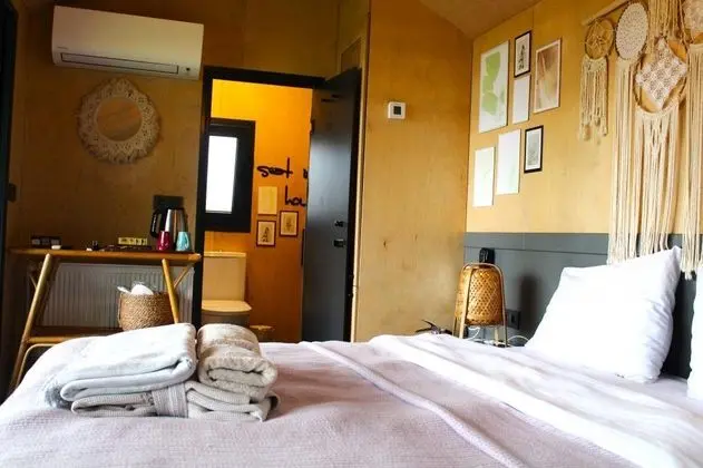 Junior Tiny House, Göl Manzaralı, Verandalı
