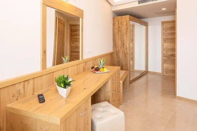 Süit, Kişiye Özel Havuzlu, Göl Manzaralı