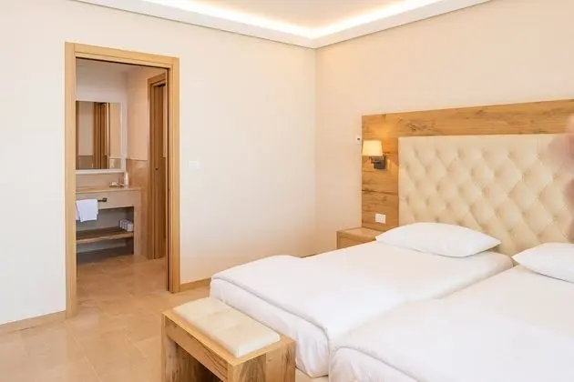 Süit, Kişiye Özel Havuzlu, Göl Manzaralı