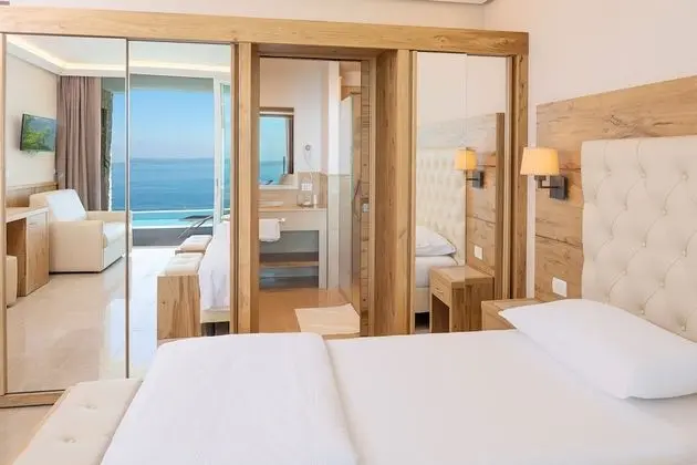 Süit, Kişiye Özel Havuzlu, Göl Manzaralı