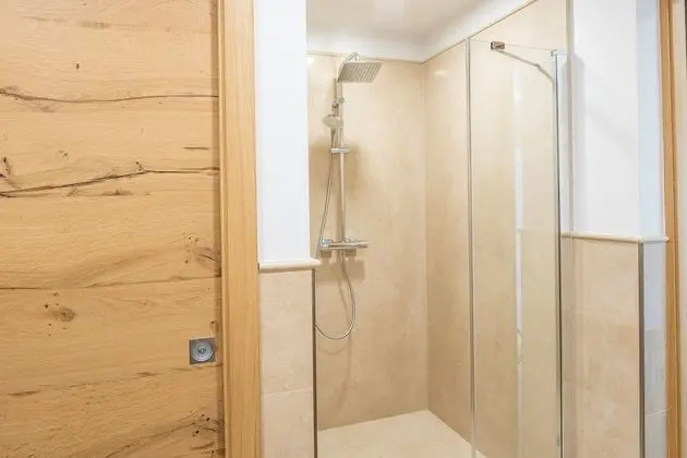 Süit, Kişiye Özel Havuzlu, Göl Manzaralı