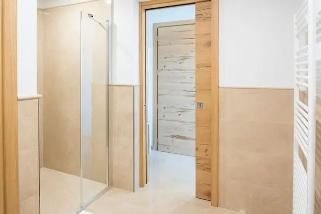 Süit, Kişiye Özel Havuzlu, Göl Manzaralı