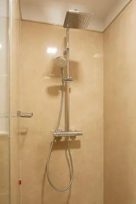 Süit, Kişiye Özel Havuzlu, Göl Manzaralı