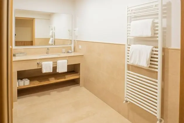 Süit, Kişiye Özel Havuzlu, Göl Manzaralı