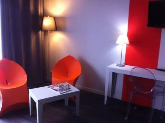 Family Oda, Sigara İçilmez