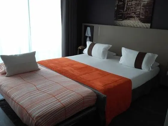 Tek Büyük Yataklı Oda, Sigara İçilmez, Bağlantılı Odalar