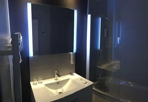 Tek Büyük Yataklı Oda, Sigara İçilmez (Breakfast Included)