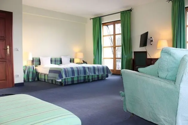 Standard Tek Büyük Yataklı Oda