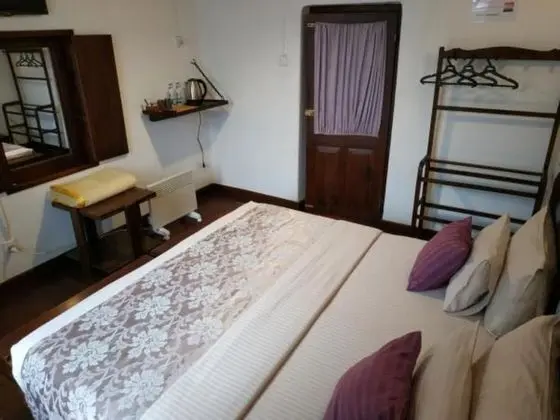 Tek Büyük Yataklı Oda