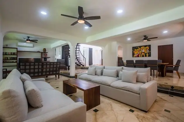 Villa, 4 Yatak Odası, Balkon