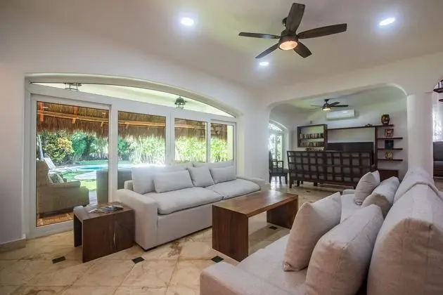 Villa, 4 Yatak Odası, Balkon