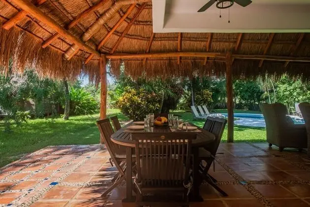 Villa, 4 Yatak Odası, Balkon