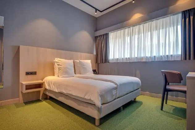 Comfort Tek Büyük veya İki Ayrı Yataklı Oda