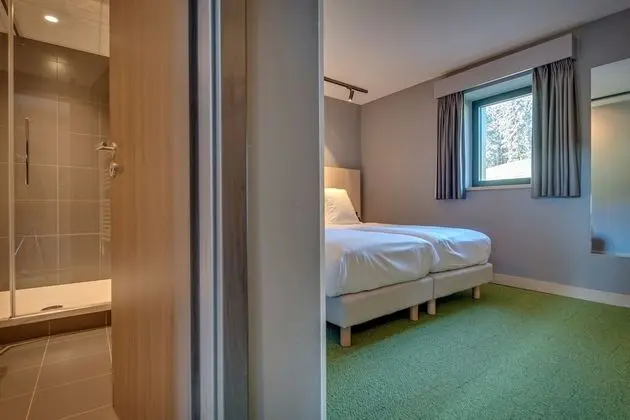 Comfort Tek Büyük veya İki Ayrı Yataklı Oda