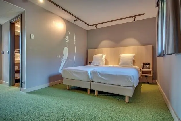 Comfort Tek Büyük veya İki Ayrı Yataklı Oda
