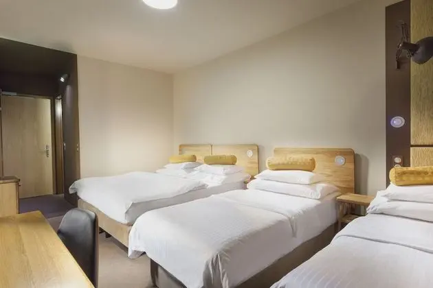 Depandance Quadruple Room Annexe Building