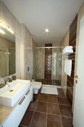Deluxe Tek Büyük Yataklı Oda, 2 Yatak Odası, Mutfak