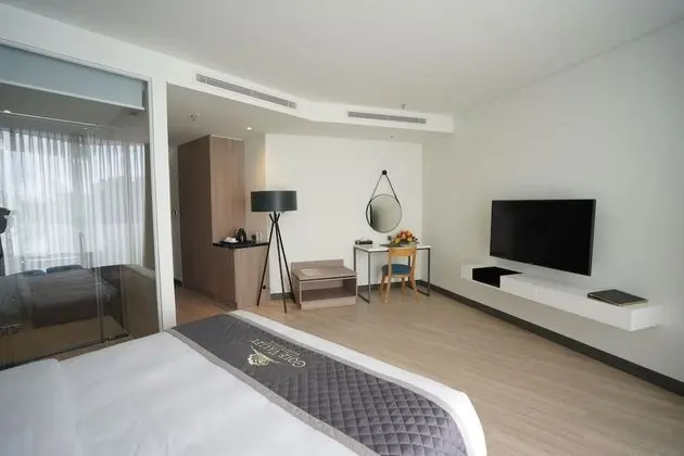 Deluxe Tek Büyük Yataklı Oda