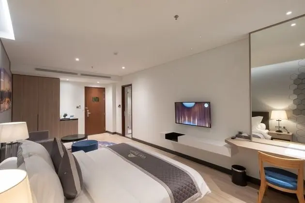 Deluxe Tek Büyük Yataklı Oda