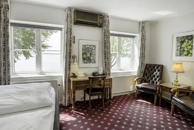 Superior Oda, Sauna, Göl Manzaralı