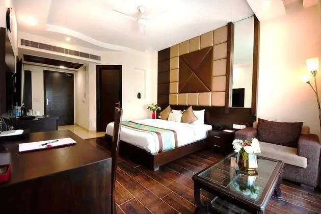 Super Deluxe Room