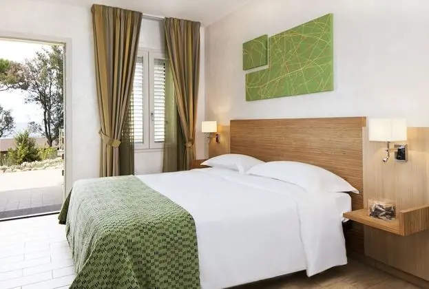 Deluxe İki Ayrı Yataklı Oda (Modern)
