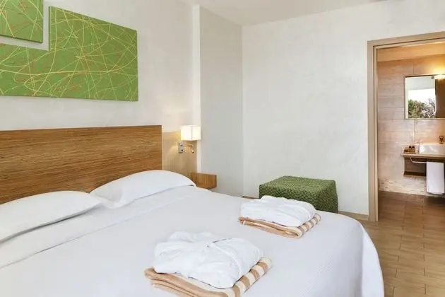 Deluxe İki Ayrı Yataklı Oda (Modern)