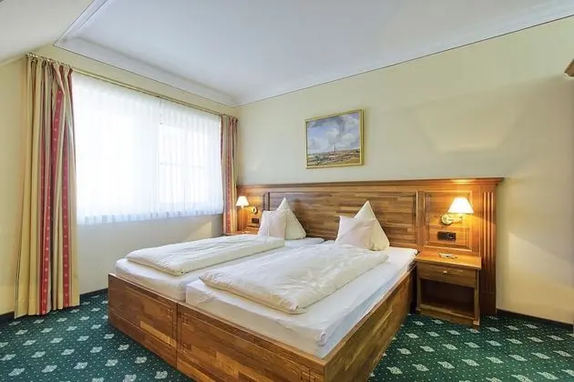 Comfort Tek Büyük Yataklı Oda