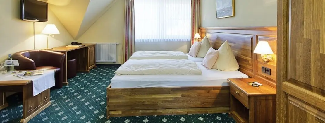 Comfort Tek Büyük Yataklı Oda