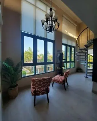 Villa, Plaj Kenarı