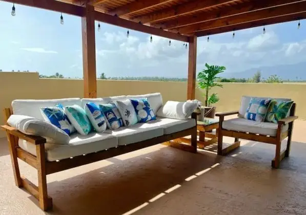 Villa, Plaj Kenarı