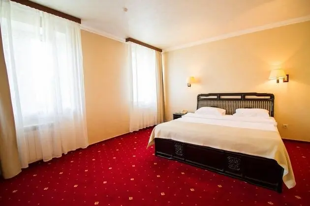 Luxury Oda, 1 Büyük (Queen) Boy Yatak, Sigara İçilmez, Avlu Manzaralı