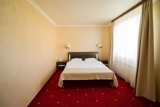 Luxury Oda, 1 Büyük (Queen) Boy Yatak, Sigara İçilmez, Avlu Manzaralı