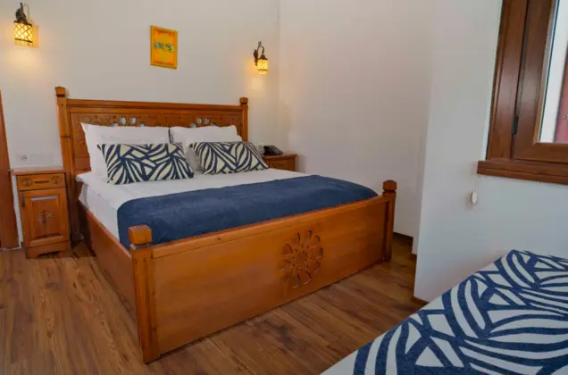 Deluxe Oda, Havuz Manzaralı