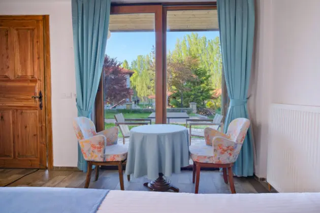 Junior Suite, Bahçe Manzaralı