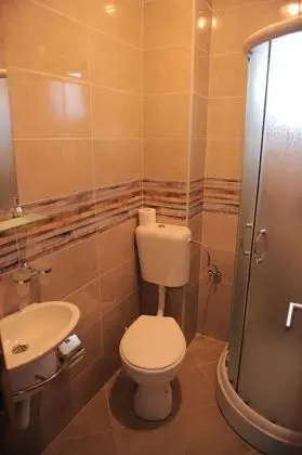 Standard Apart Daire, Dağ Manzaralı