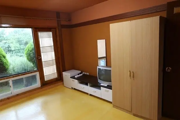 Oda (Korean style_ondol)