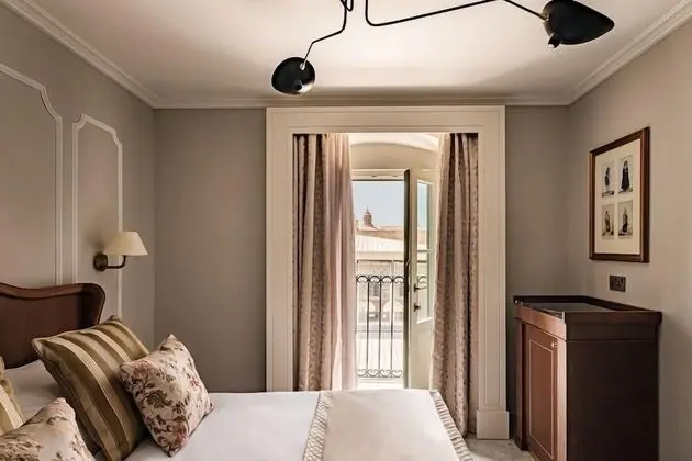 Classic Tek Büyük veya İki Ayrı Yataklı Oda, Balkon