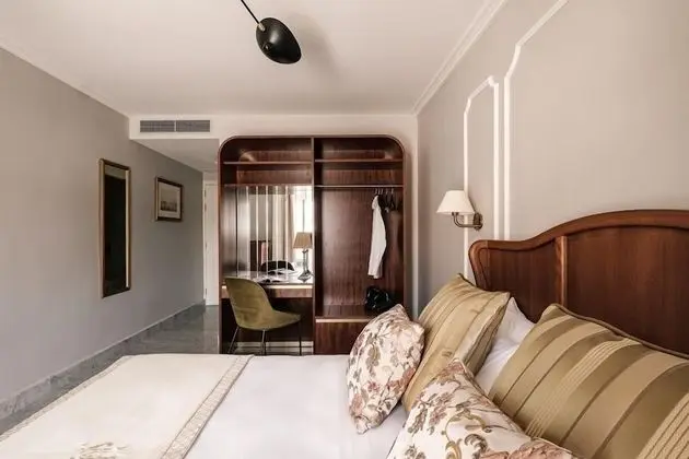 Classic Tek Büyük veya İki Ayrı Yataklı Oda, Balkon