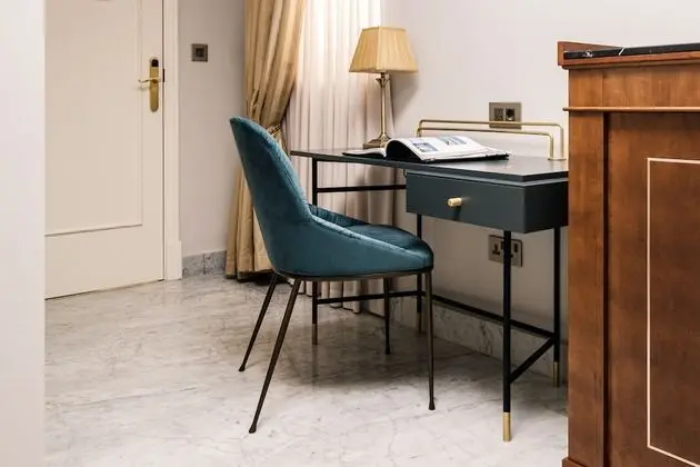 Deluxe Tek Büyük veya İki Ayrı Yataklı Oda