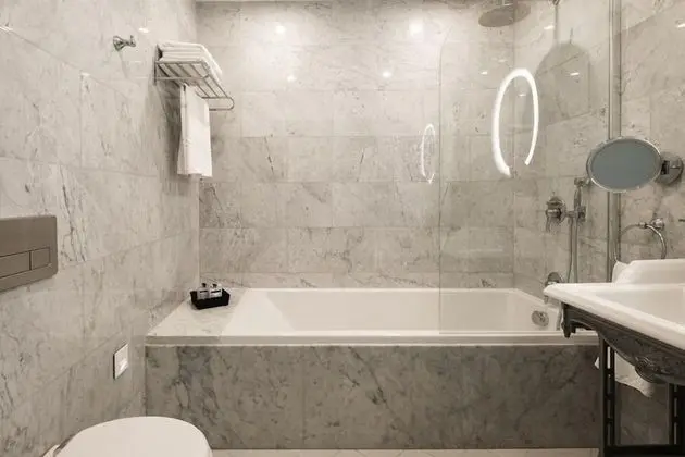 Deluxe Tek Büyük veya İki Ayrı Yataklı Oda