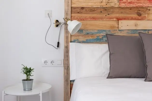 Tek Büyük Yataklı Oda, 1 Çift Kişilik Yatak (01)