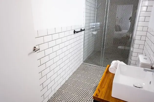 Tek Büyük Yataklı Oda, 1 Çift Kişilik Yatak (01)