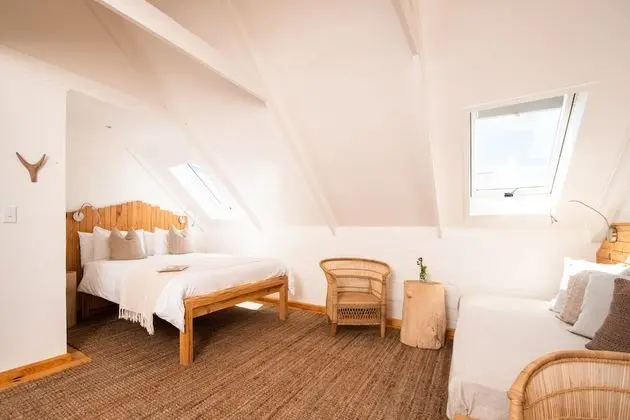 Üç Kişilik Oda, Balkon