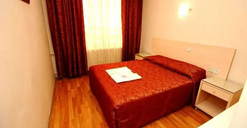 Standart Oda, Şehir Manzaralı