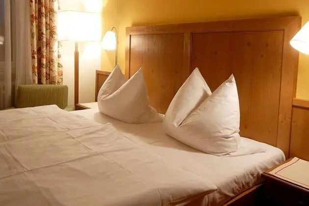 Tek Büyük Yataklı Oda (Landhaus Modern)